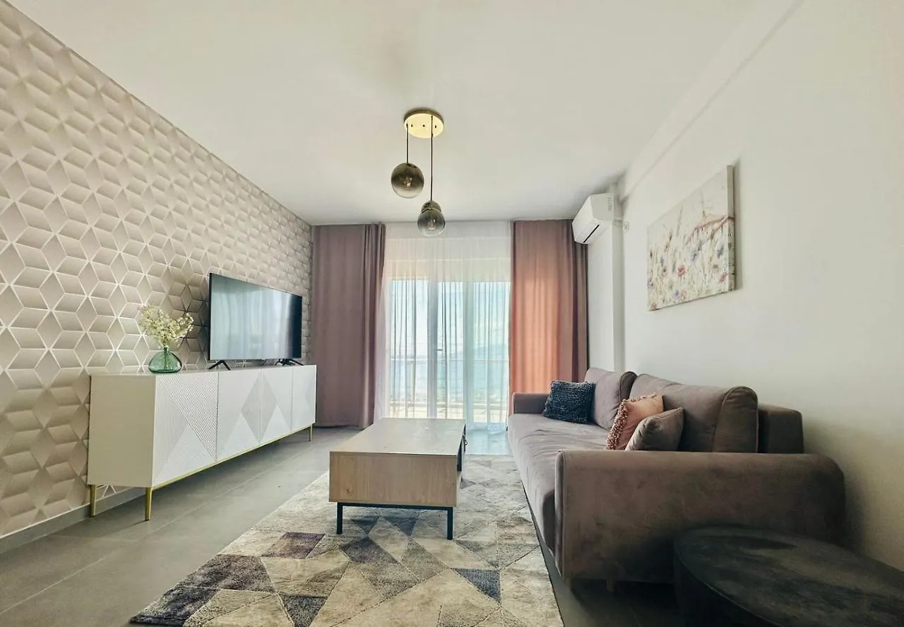 Apartment Caroline Saranda 0*,  Albania